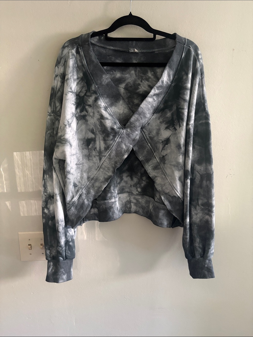 POL Gray Tie-Dye Cross-Front Sweatshirt